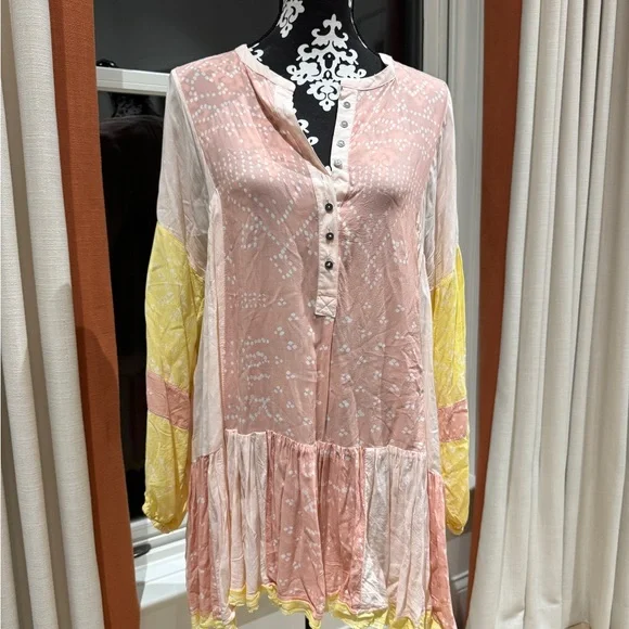 Free People Peach and White Polka Dot Blouse - Picture 1 of 5